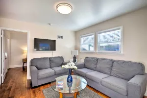 Image of San Diego Apartment about 1 Mi to Gaslamp Quarter