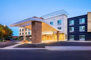 Image of Fairfield Inn & Suites by Marriott Fresno North/Shaw Avenue