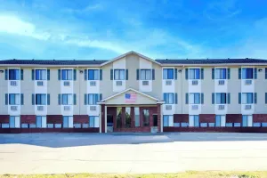Image of Capital O Amerihost Inn and Suites Kingdom City Hwy 54 MO