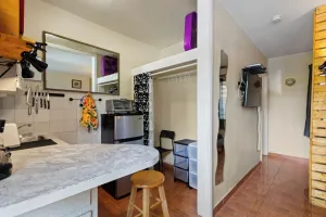 Image of Cozy Studio in Hollywood FL - Pet Friendly Parking