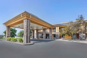 Image of Quality Inn Glasgow