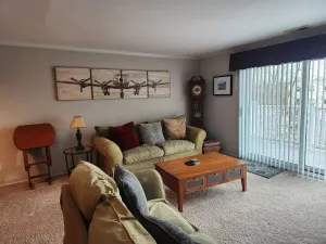 Image of Beautiful Apt, Woffice Area 2br, Long Term