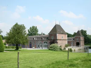 Image of Holiday home for 10 people set in castle grounds