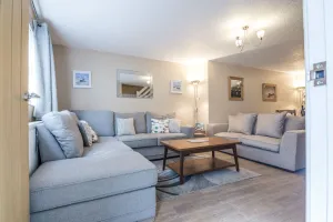 Image of Harry's - 2 Bedroom Holiday Home - Tenby