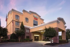 Image of Fairfield Inn and Suites Atlanta Airport South/Sullivan Road