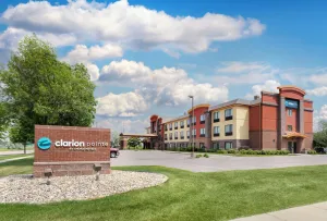 Image of Clarion Pointe Sioux Falls Airport