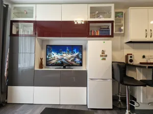 Image of Super Comfy Apartment - Devon - A38 - Sleep 4pers