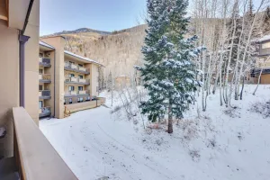 Image of Condo Near Golf Club ~ 2 Mi to Vail Ski Resort!