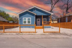 Image of Sleek 4BR3BA Urban Living w Downtown Views
