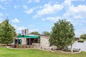 Image of Knights Inn Racine