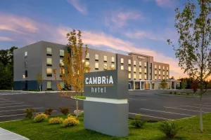 Image of Cambria Hotel & Suites Plymouth