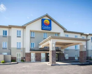 Image of Comfort Inn & Suites Harrisonville