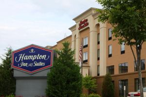 Image of Hampton Inn & Suites Paducah