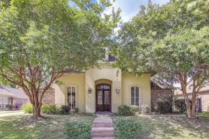 Image of Easy Access to I-10: Family Home in Prairieville!