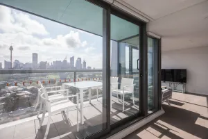 Image of Modern 2 Bedroom Potts Point Apartment