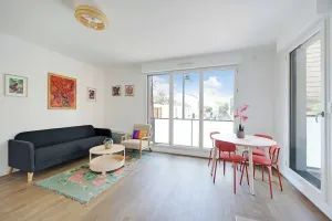 Image of Charming Apartment - 2br-4p- Balcony- Malakoff