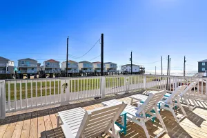 Image of 1 Min Walk to Beach A Surfside Beach Favorite!