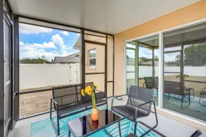 Image of Bright Cypress Gardens Home Near Legoland!