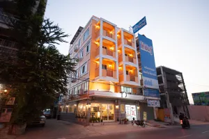 Image of Hoppers Place Donmuang Hostel