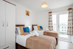 Image of Impeccable 2-Bed Apartment in Romford