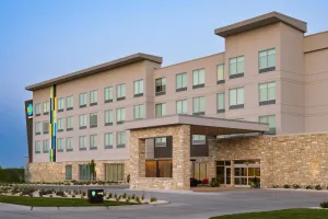 Image of Tru By Hilton Kearney