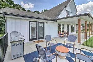 Image of 1 Mi to Marina and Golf Bismarck Home with Fire Pit!