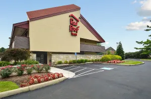 Image of Red Roof Inn Louisville East - Hurstbourne