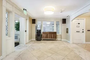 Image of Modern Corporate Apt in Alexandria