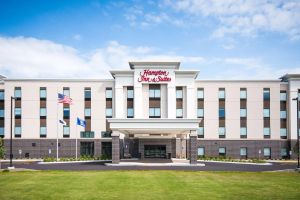 Image of Hampton Inn and Suites at Wisconsin Dells Lake Delton