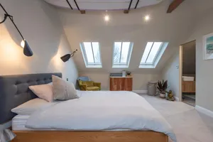 Image of 2 Bedroom Apartment - 200m From Richmond Park