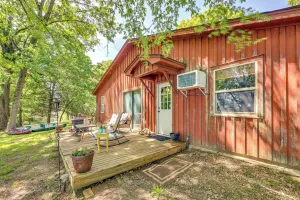 Image of Rural Arkansas Vacation Rental w/ Lake Access