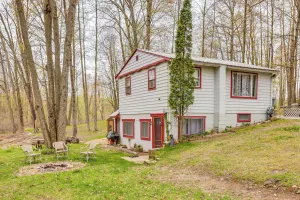 Image of Walk to Gray Lake: Pet-friendly Cottage