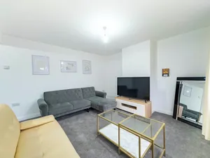 Image of Southend Retreat KING SUITE Luxury stay with parking