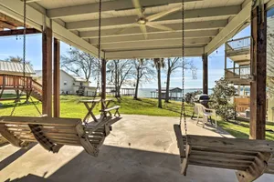 Image of Lake Livingston Vacation Rental with Kayaks!
