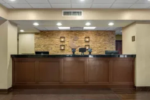 Image of Comfort Suites Tallahassee Capitol - University Area