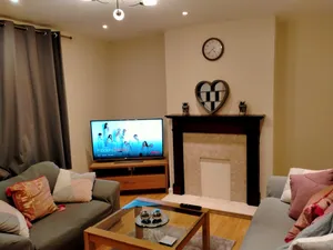 Image of Spacious 3bed House in Walsall With Parking Onsite