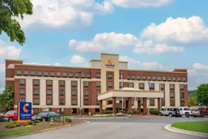 Image of Comfort Suites Outlet Center