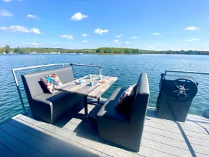Image of Luxury Houseboat With Beautiful Views