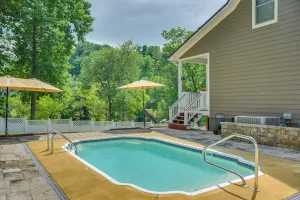 Image of Modern Tims Ford Lake Home with Private Dock and Pool!