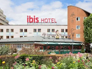 Image of Ibis Saint Étienne - La Terrasse