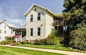 Image of Captain's Cottage Suites