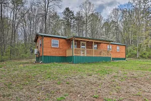 Image of Cozy Bidwell Cabin with Deck Trail and Creek Access!