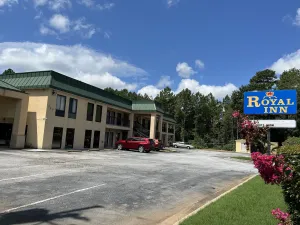 Image of Royal Inn & Suite