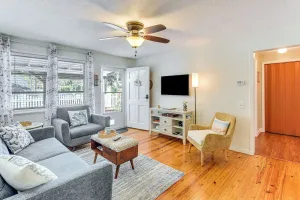 Image of Dog-friendly Daytona Beach Cottage w/ Patio!