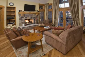 Image of Settlers Lodge #302 Condo