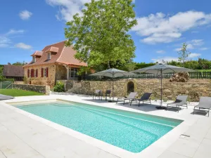 Image of Spacious Renovated Perigourdine House