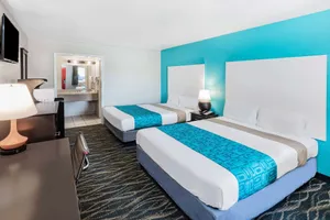 Image of Howard Johnson by Wyndham Houston Hobby Airport