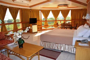 Image of Elegant Circle Inn
