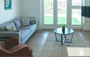 Image of Luxury Manchester Apartment - Blue