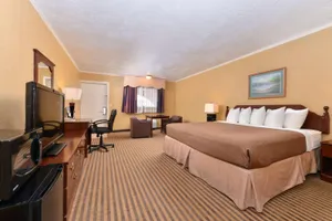 Image of Executive Plus Inn & Suites